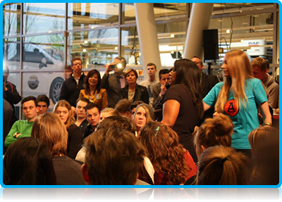 Anesca Smith of Wittenborg University talks to Mark Rutte Prime Minister of the Netherlands