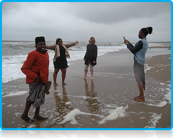 Wittenborg students on the beech after a day at the courts of justice in the Hague