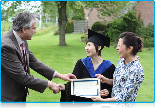 Kuang Hongjie – ‘Debbie’ receives honorary degree