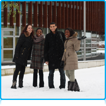 As a blanket of snow fell across the Netherlands, international students at WUAS enjoyed the winter atmosphere at the campus today.