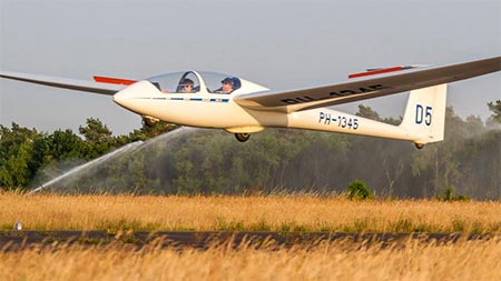 Wittenborg Sponsors Aviation Exams in Gelderland