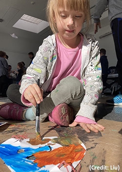 Helping Child Refugees Integrate via Art: Wittenborg Lecturer's Approach