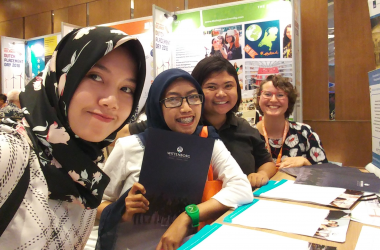 Students Flock to Dutch Placement Days Students Flock to Dutch Placement Days