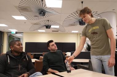 Students get Masterclass in Influencing Consumer Choices Students get Masterclass in Influencing Consumer Choices
