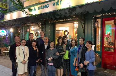 Meeting up with Alumni in Vietnam Meeting up with Alumni in Vietnam