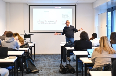 Exploring AI's Impact on Retail Insights from Jerry Stam's Guest Lecture 