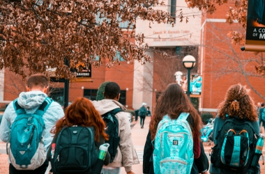 Popular Study Destinations Decline in QS Rankings by Subject