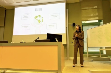 Wittenborg Associate Professor Discusses Sustainability and Tourism at University of Bologna