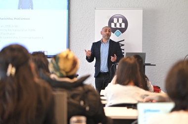 Navigating the Dutch Job Market A Workshop with Nima Sagharichiha