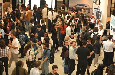 International talent, local ambition Job Fair draws 600+ to Apeldoorn City Hall 