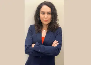 Maryam Shahpasandzadeh 