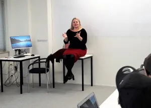 Serial Entrepreneur Dr Melody Sauerborn Guest Lectures at Wittenborg Amsterdam