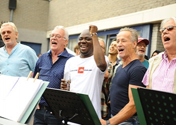 Apeldoorn Dpty. Mayor Jeroen Joon Celebrates Wittenborg-Apeldoorn Integration