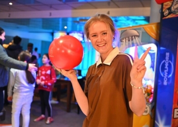  Fun and Games - over 100 Students at Wittenborg’s Bowling Night 