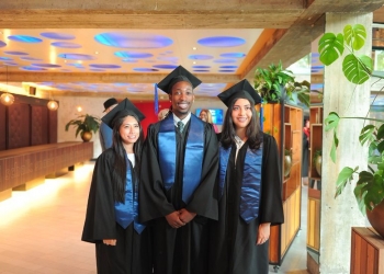 Summer Graduation Ceremony Brings Together Students of 23 Nationalities